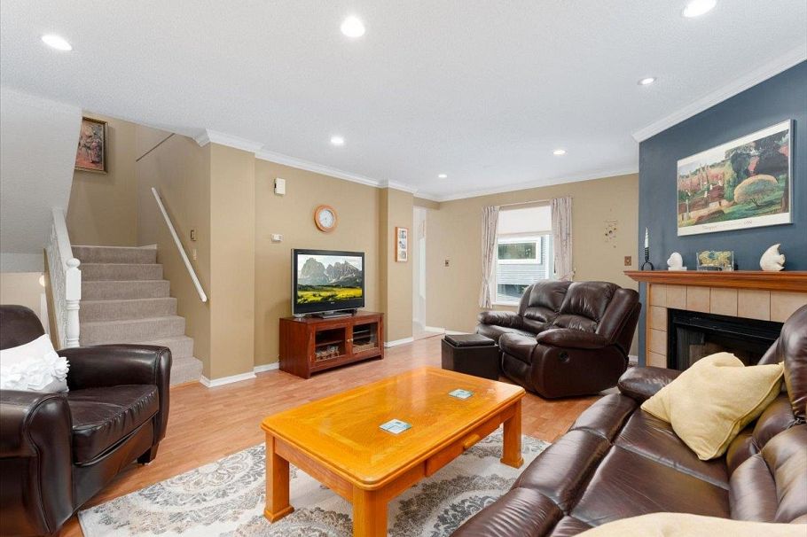 7338 Foxhound Mews Vancouver, BC - 7