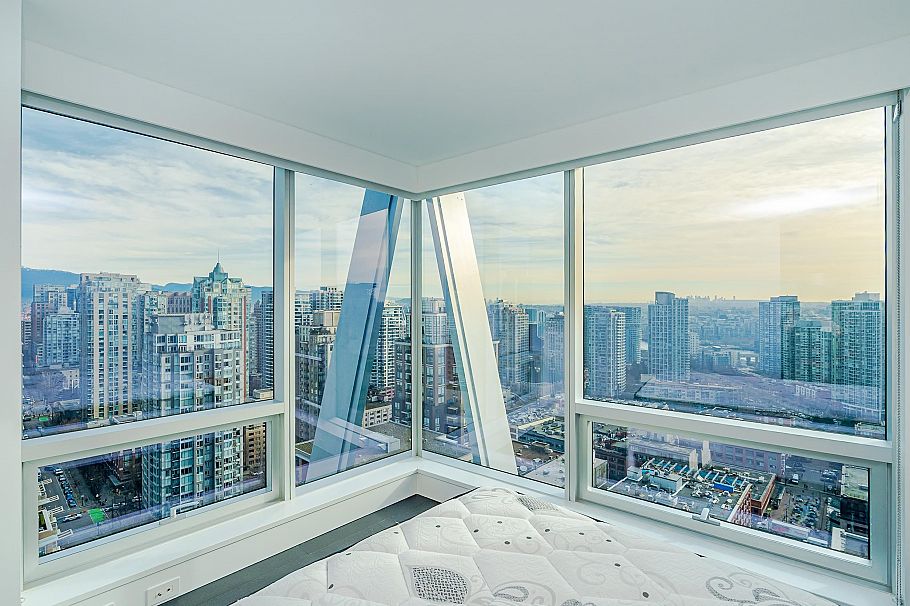 2703 1111 Richards Street Vancouver, BC - 18