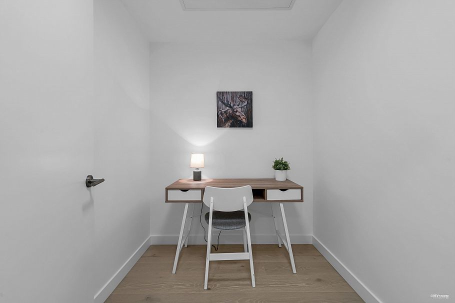 659 W 30th Avenue Vancouver, BC - 24