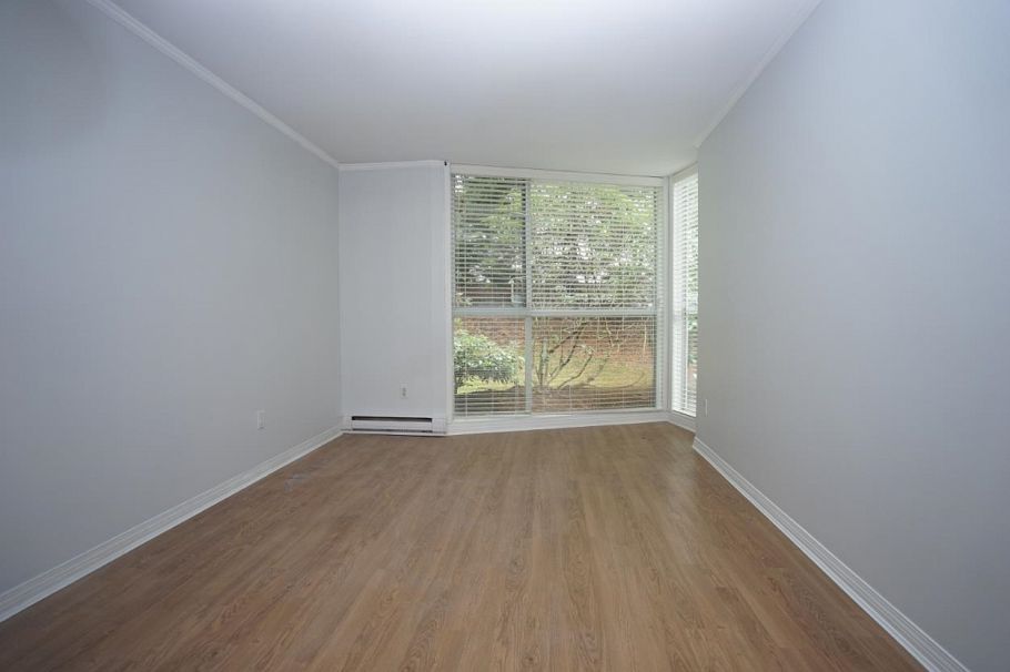 4 8430 Jellicoe Street Vancouver, BC - 7