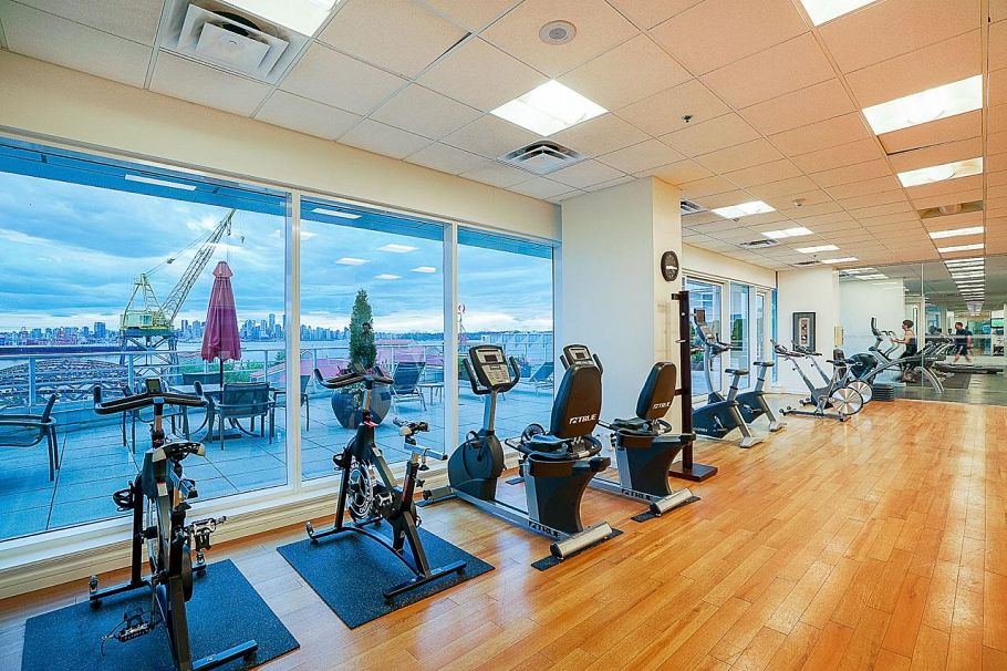 905 172 Victory Ship Way North Vancouver, BC - 25