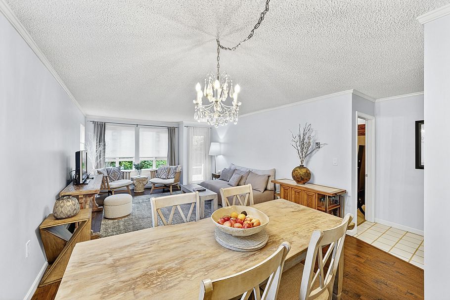 104 1551 W 11th Avenue Vancouver, BC - 2