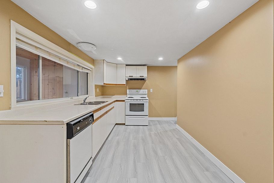 3775 Trinity Street Burnaby, BC - 12