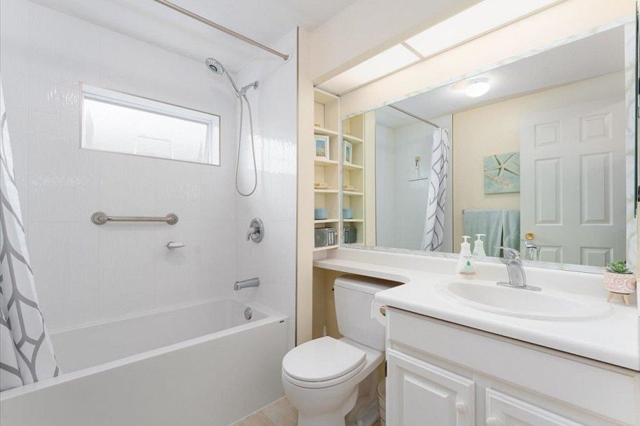 7338 Foxhound Mews Vancouver, BC - 13