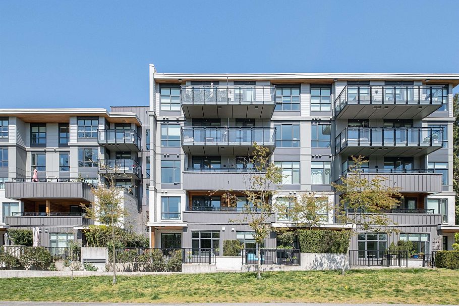 111 747 E 3rd Street North Vancouver, BC - 33