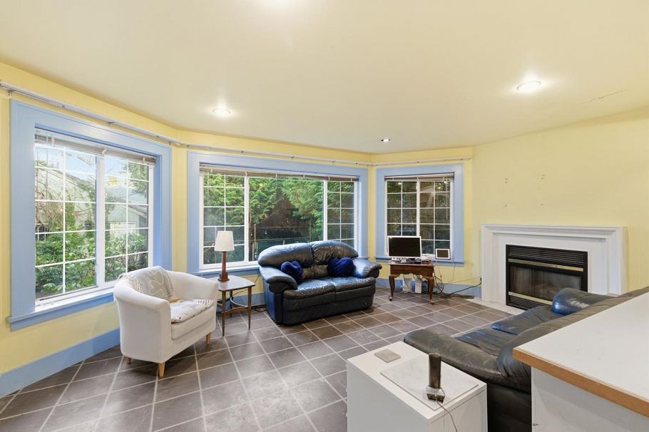 3775 W 35th Avenue Vancouver, BC - 12