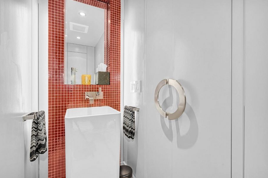 3450 W 8th Avenue Vancouver, BC - 13