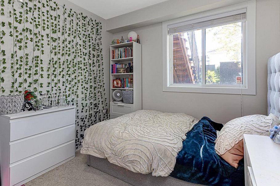 2488 E 34th Avenue Vancouver, BC - 15