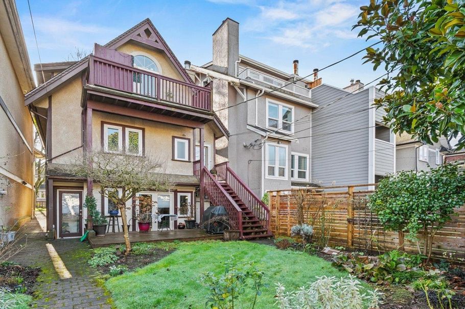 143 W 13th Avenue Vancouver, BC - 24