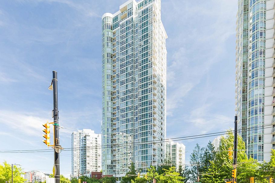 2907 193 Aquarius Mews Vancouver, BC - 33