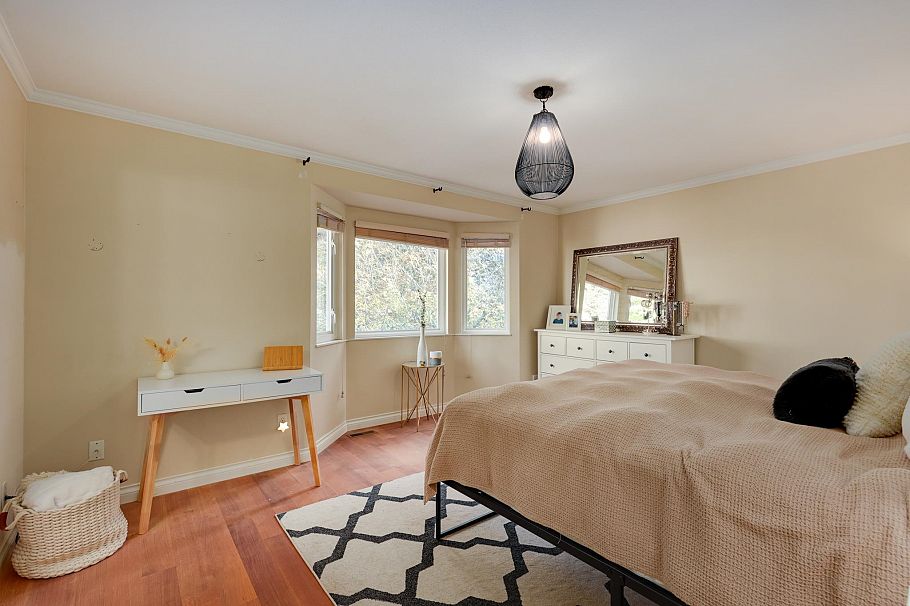 1400 Riverside Drive North Vancouver, BC - 16