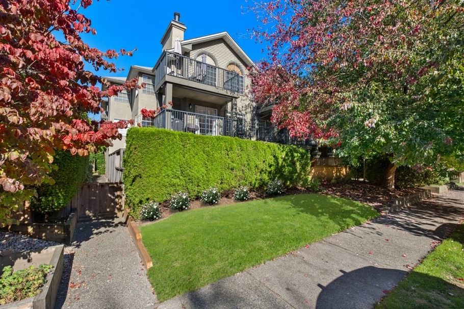 104 925 W 15th Avenue Vancouver, BC - 1