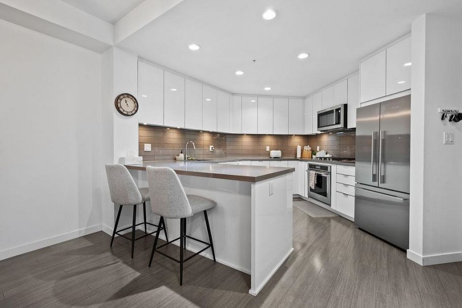 229 255 W 1st Street North Vancouver, BC - 7