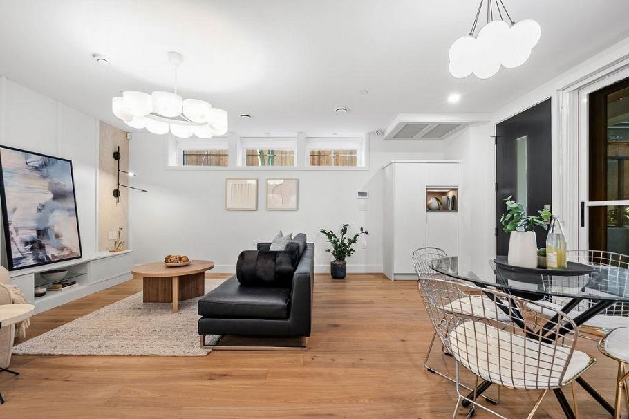 1143 W 33rd Avenue Vancouver, BC - 19