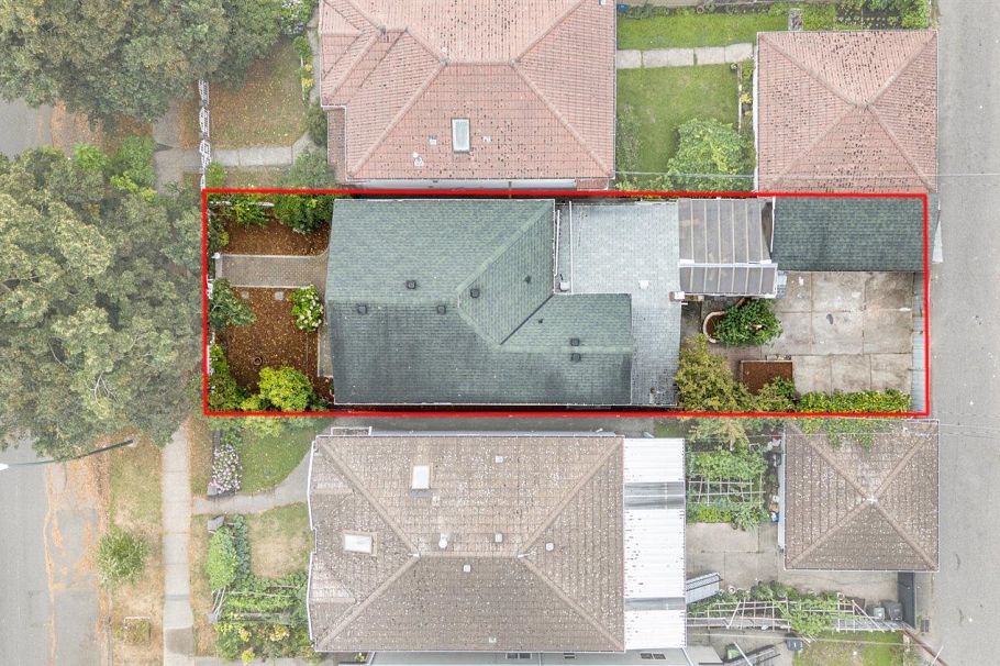 5263 Wales Street Vancouver, BC - 3