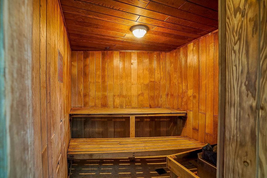 905 172 Victory Ship Way North Vancouver, BC - 24