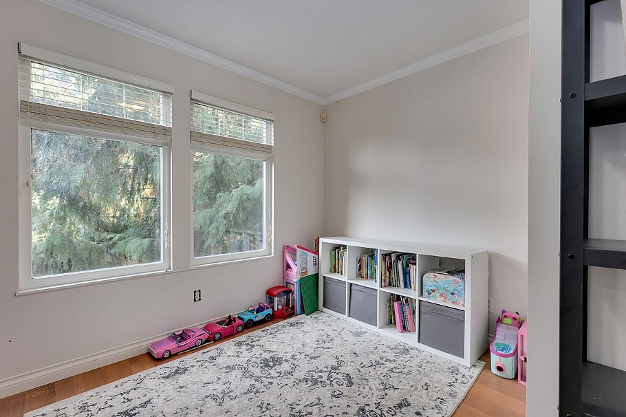 1400 Riverside Drive North Vancouver, BC - 21