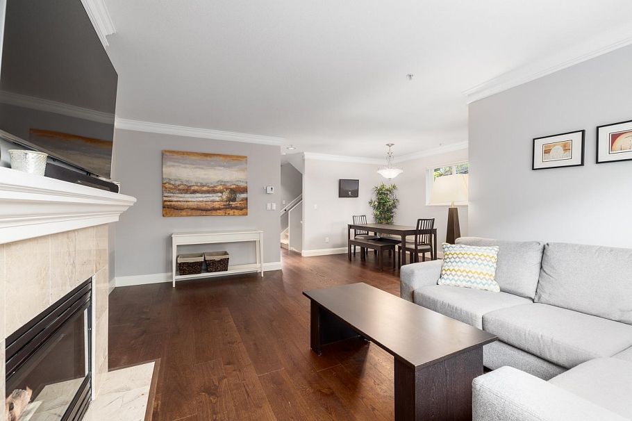 6 258 W 14th Street North Vancouver, BC - 5