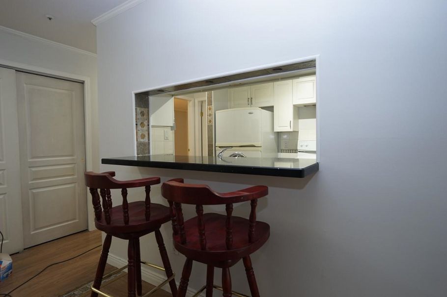 4 8430 Jellicoe Street Vancouver, BC - 12