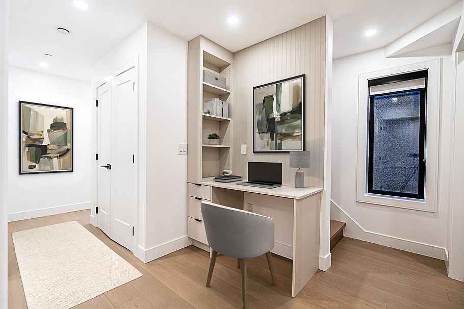 1 2282 E 8th Avenue Vancouver, BC - 6