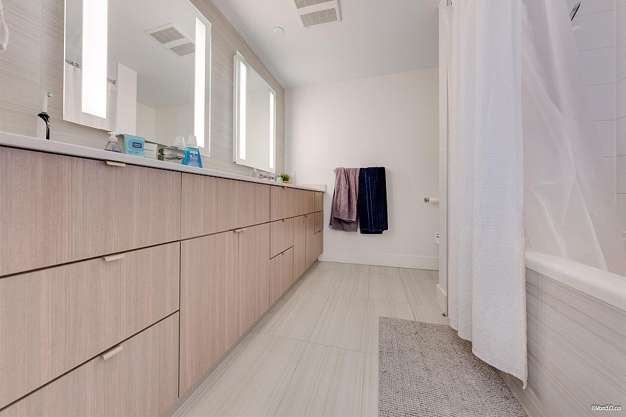 1507 1788 Columbia Street Vancouver, BC - 12