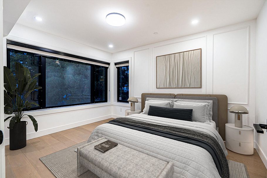 1 2282 E 8th Avenue Vancouver, BC - 9