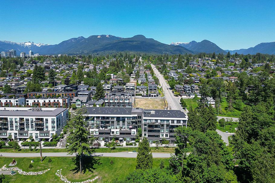 111 747 E 3rd Street North Vancouver, BC - 38