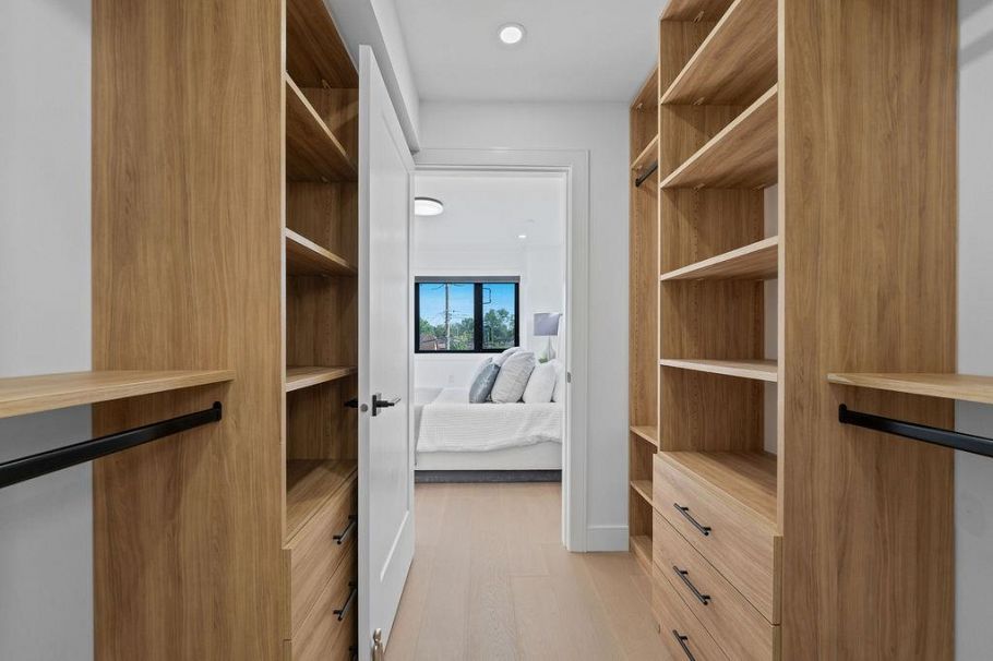 3 2282 E 8th Avenue Vancouver, BC - 27