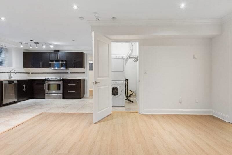 Basement Suite 4352 CAROLYN DRIVE, North Vancouver BC V7R 4A6 North Vancouver, BC - 5