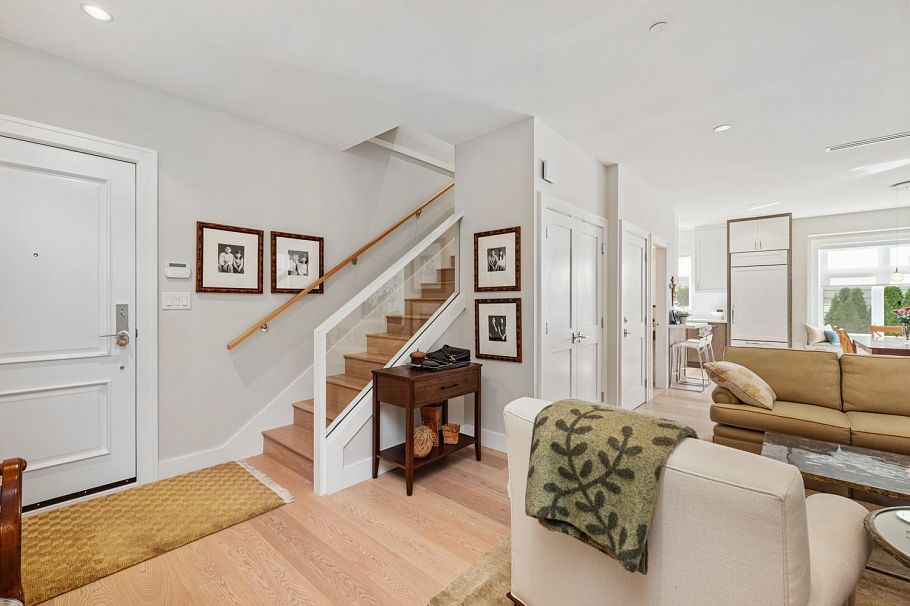 1 123 W 14 Avenue Vancouver, BC - 11