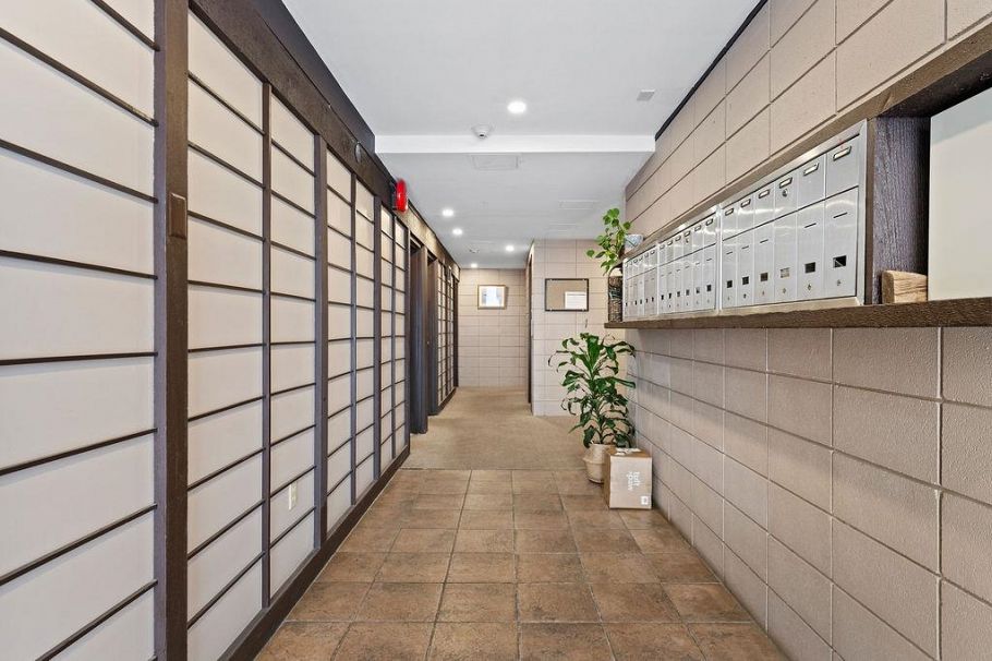 201 341 Mahon Avenue North Vancouver, BC - 31