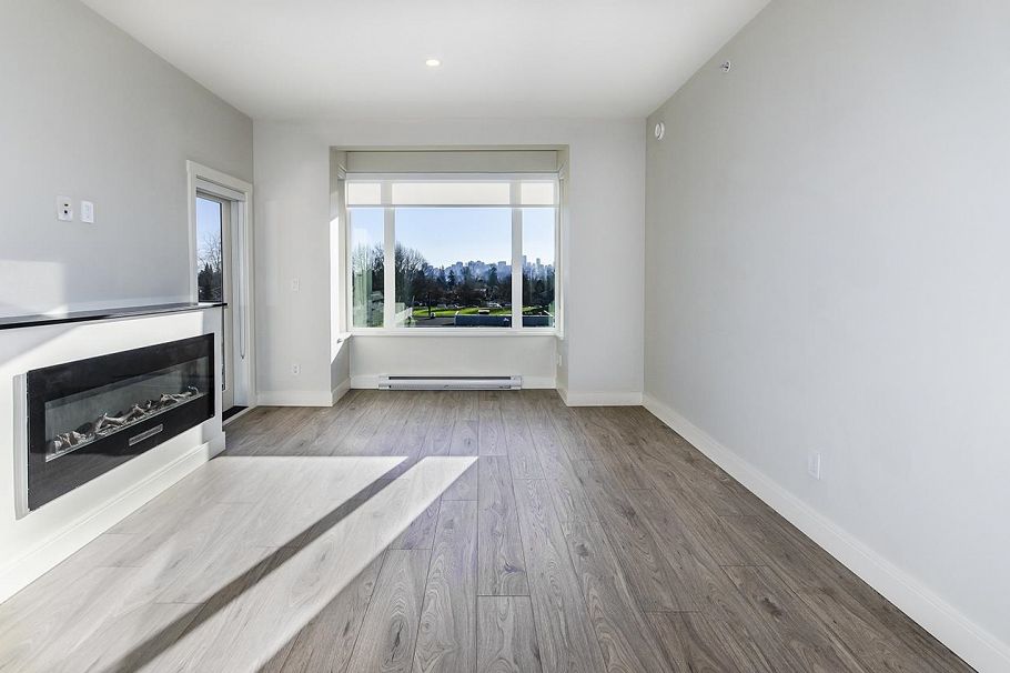 411 1633 Tatlow Avenue North Vancouver, BC - 3