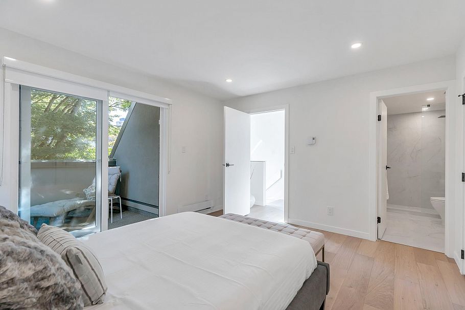 1340 W 7th Avenue Vancouver, BC - 27