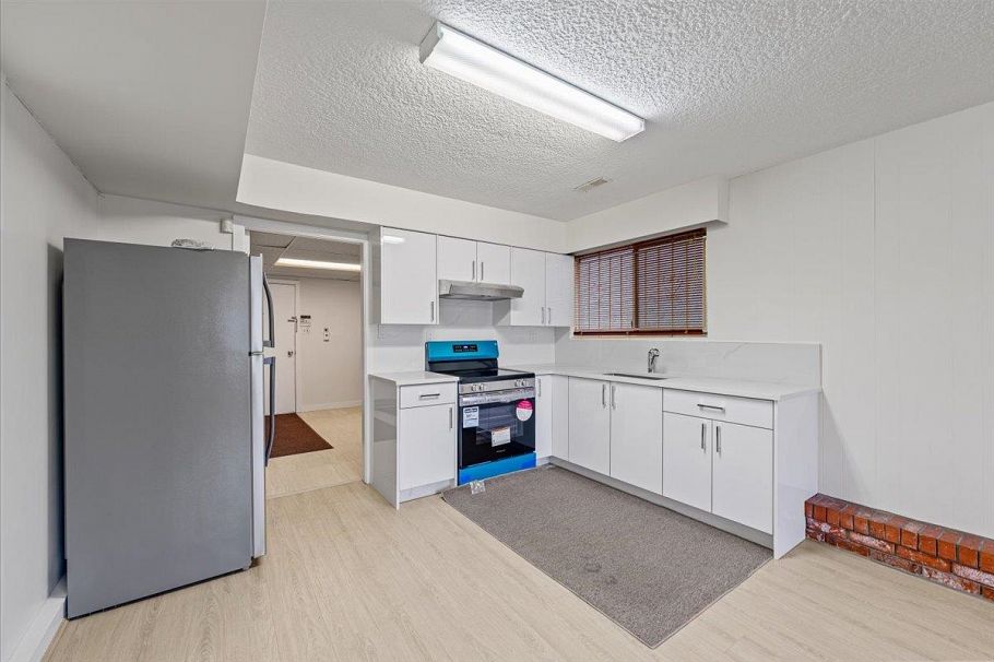 3279 Parker Street Vancouver, BC - 25