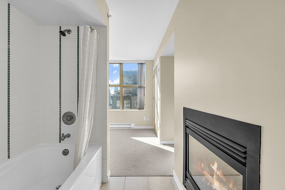 2208 969 Richards Street Vancouver, BC - 15