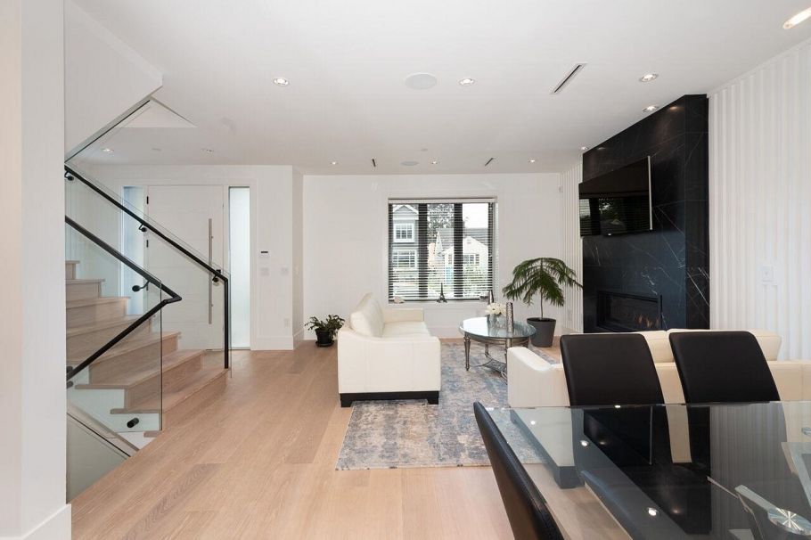 2765 E 27th Avenue Vancouver, BC - 6