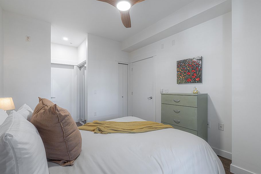 110 1468 St. Andrews Avenue North Vancouver, BC - 13