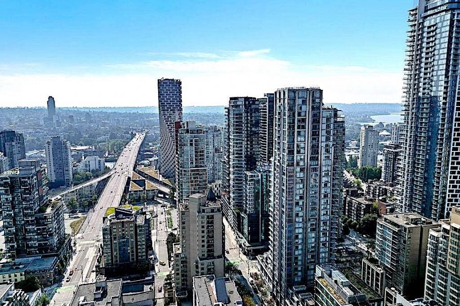 3804 1283 Howe Street Vancouver, BC - 38