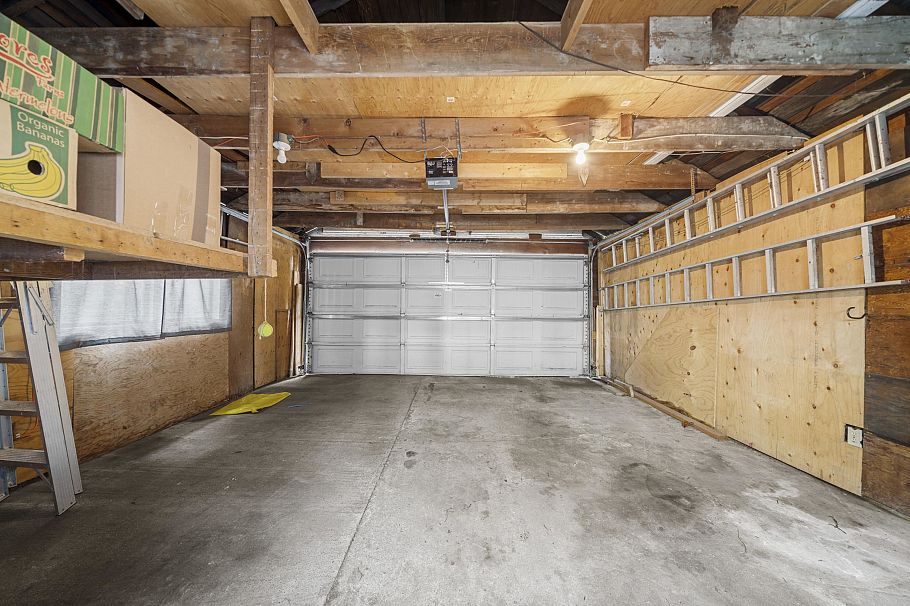 1928 W 13th Avenue Vancouver, BC - 36