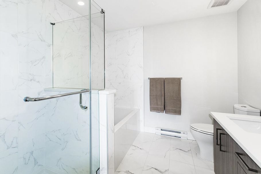 411 1633 Tatlow Avenue North Vancouver, BC - 19