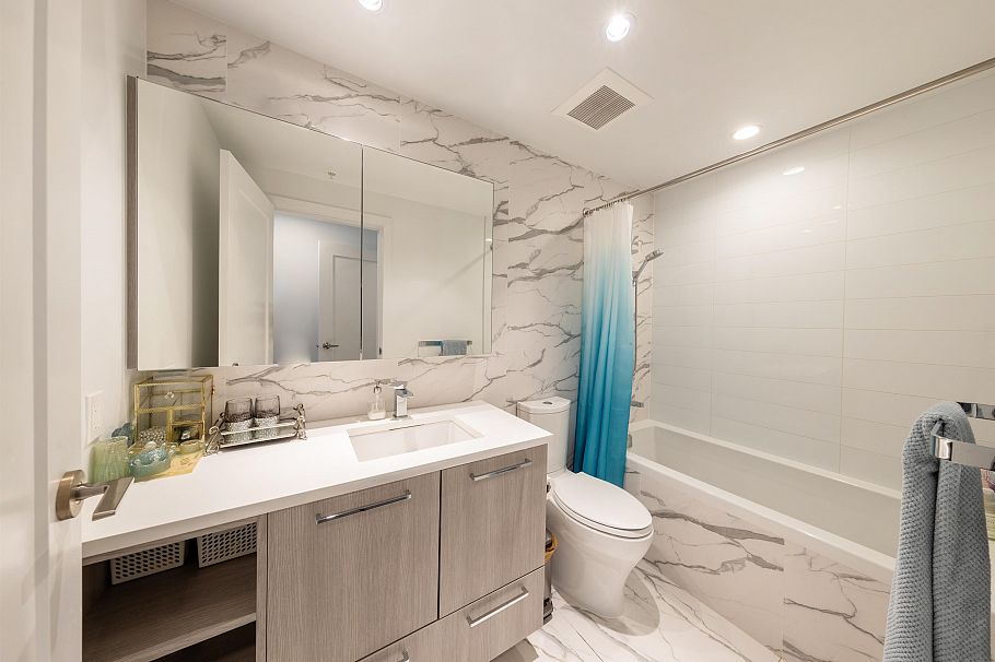 709 8160 Mcmyn Way Richmond, BC - 18