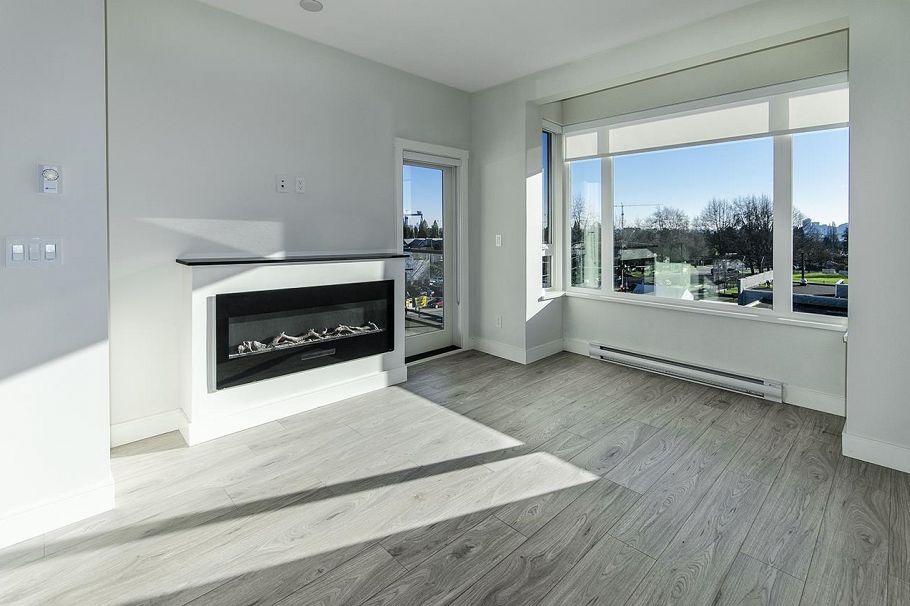 411 1633 Tatlow Avenue North Vancouver, BC - 4