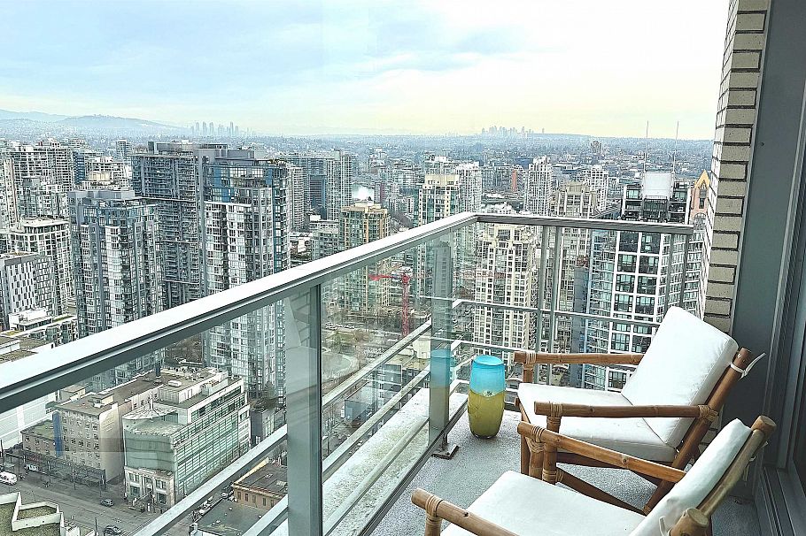 3804 1283 Howe Street Vancouver, BC - 11