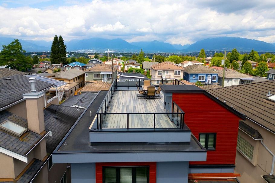 2765 E 27th Avenue Vancouver, BC - 29