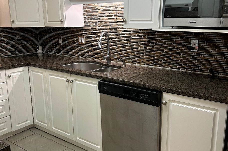 203 1958 E 47th Avenue Vancouver, BC - 9