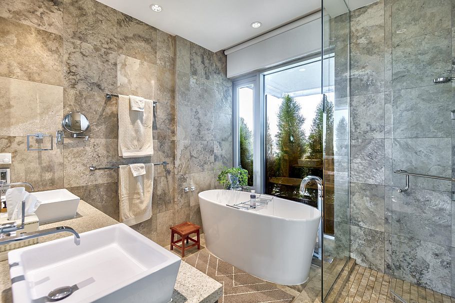 504 181 Athletes Way Vancouver, BC - 25