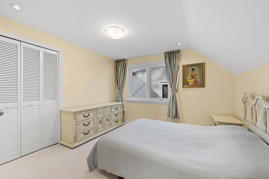 4069 W 14th Avenue Vancouver, BC - 23