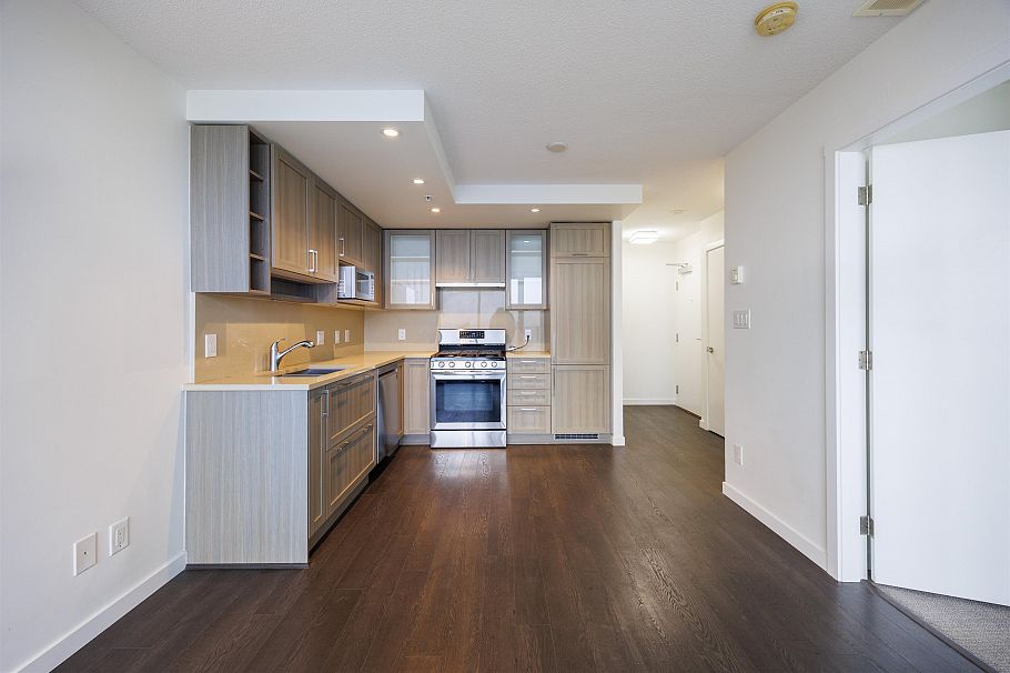 1810 5665 Boundary Road Vancouver, BC - 5