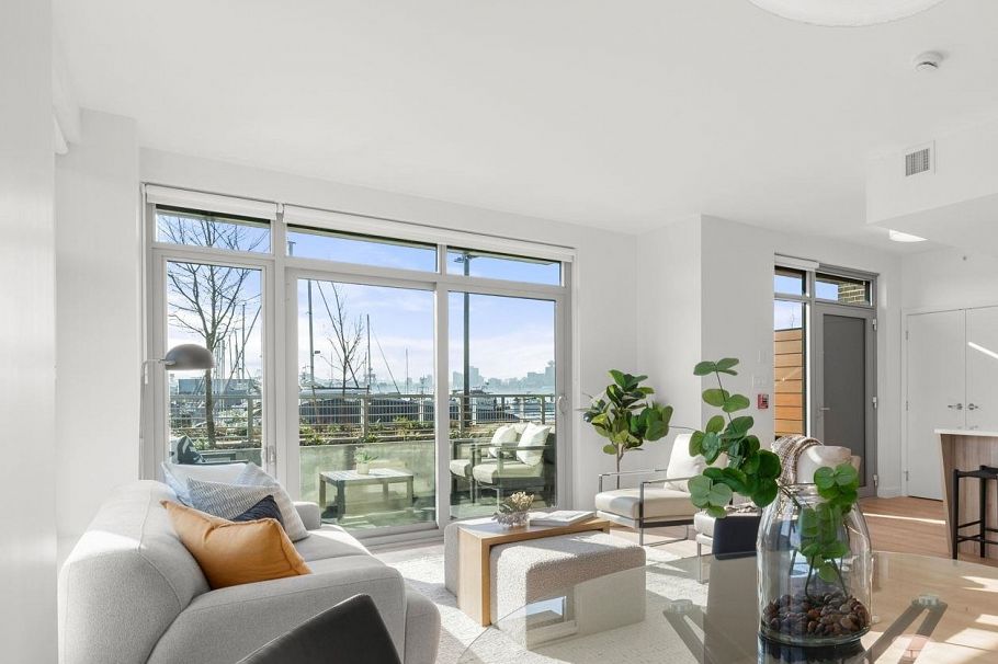 110 755 Harbourside Drive North Vancouver, BC - 9