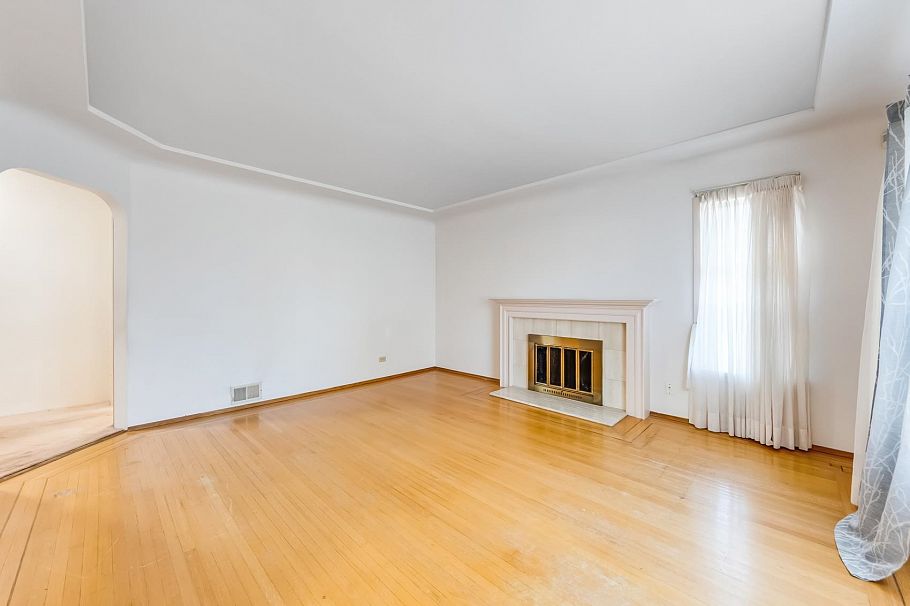 2804 Euclid Avenue Vancouver, BC - 4